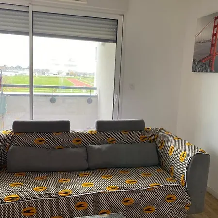 Charmant Appartement, Spacieux Dans Une Neuve! Apartment Angers