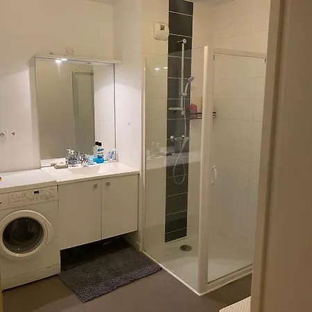 Charmant Appartement, Spacieux Dans Une Neuve!